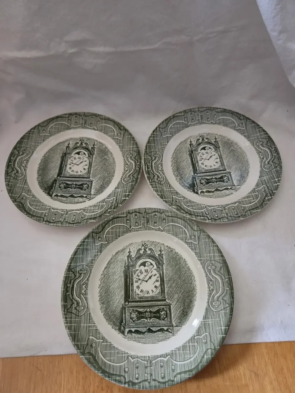 Royal China The Old Curiosity Shop Bread & Butter 6 1/2